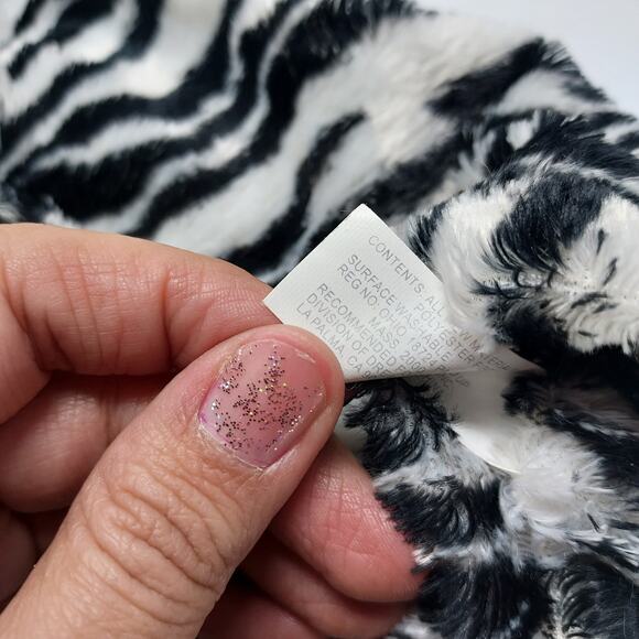 CalToy Zebra Black & White 10" Hand Puppet - Picture 6 of 6